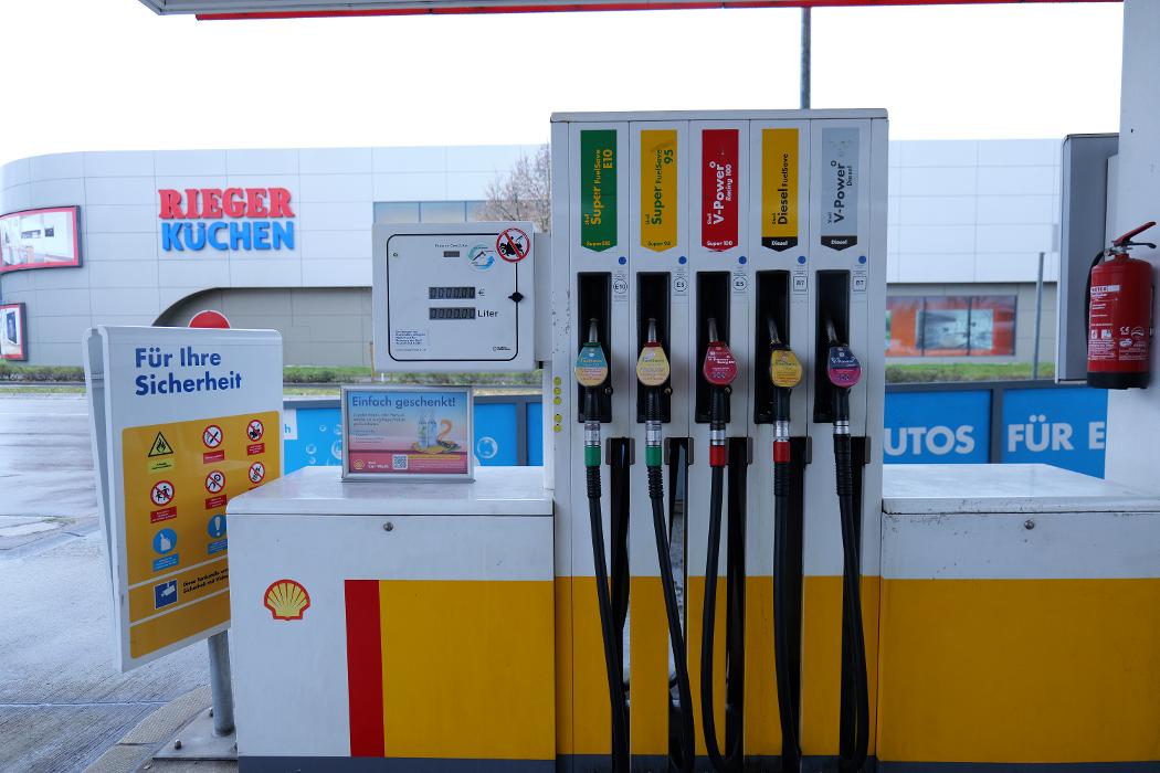 Shell Recharge Charging Station, Heininger Straße in Göppingen