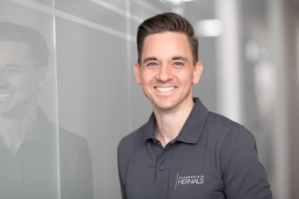 Zahnmedizin Hernals - Dr.med.dent. Michael Stanzl M.Sc., Hernalser Gürtel in Wien