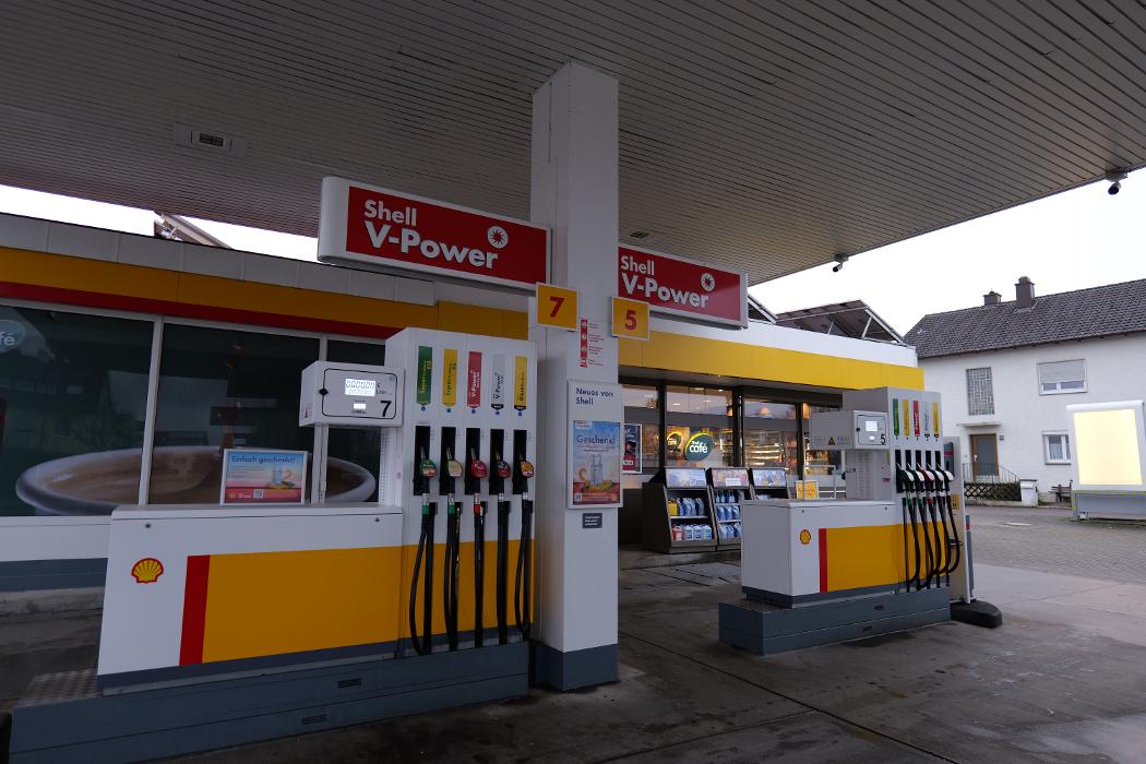 Shell Recharge Charging Station, Memminger Straße in Illertissen