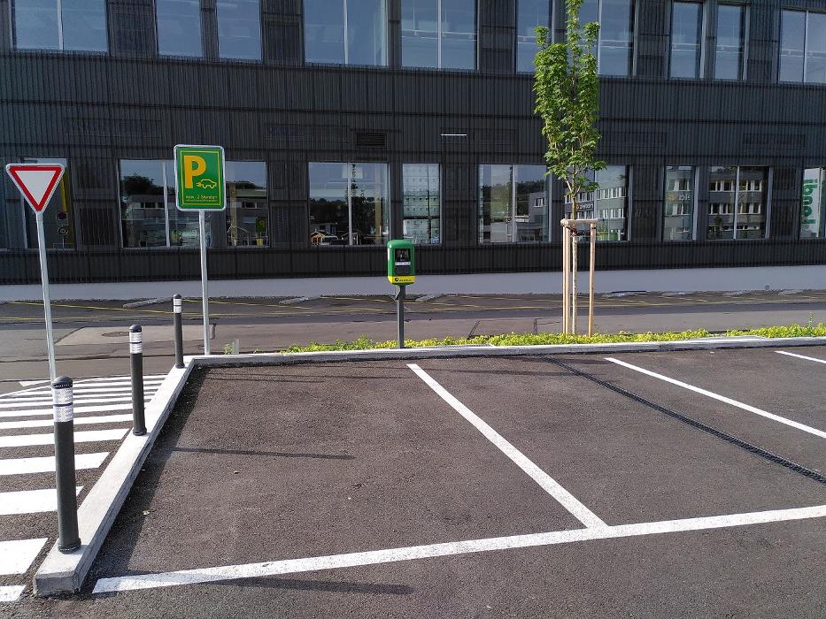 AGROLA, Lättichstrasse in Baar