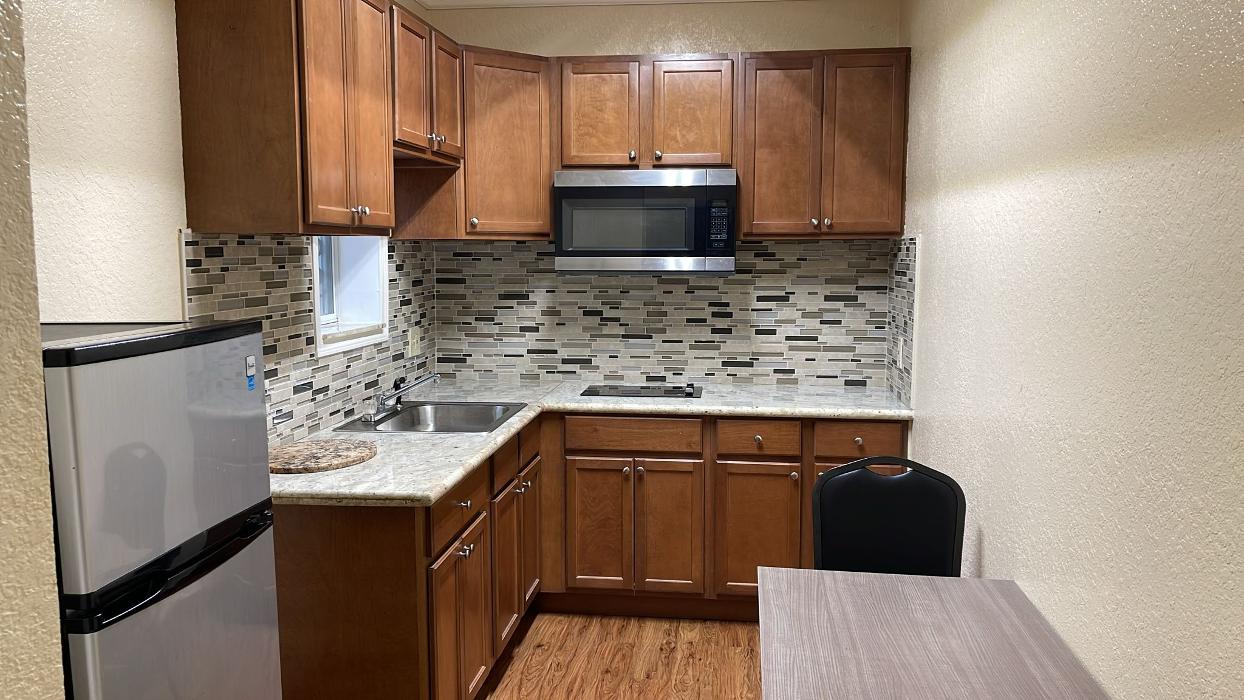 Platinum Inn Pasadena / Deer Park Area Image