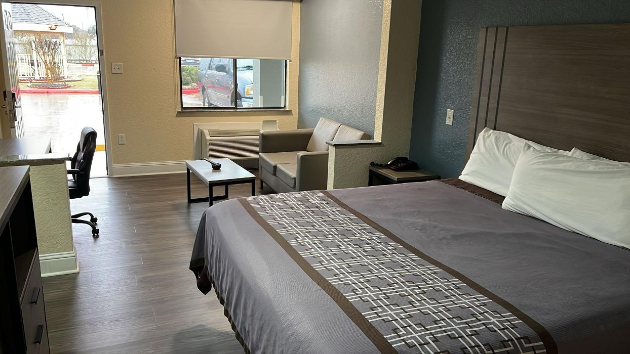 Platinum Inn Pasadena / Deer Park Area Image