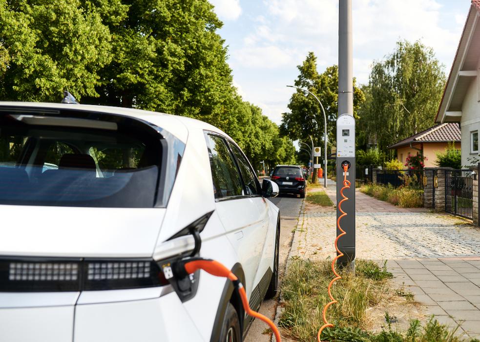 ubitricity EV Charging Station, Schlehenweg in Berlin
