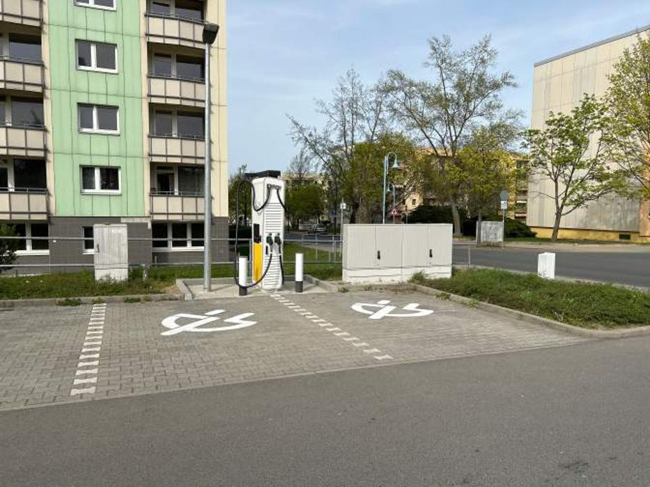 Shell Recharge Charging Station, Remscheider Straße in Pirna