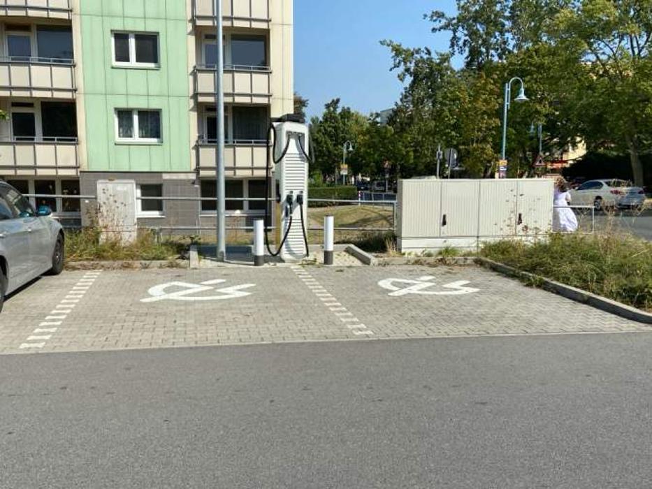 Shell Recharge Charging Station, Remscheider Straße in Pirna