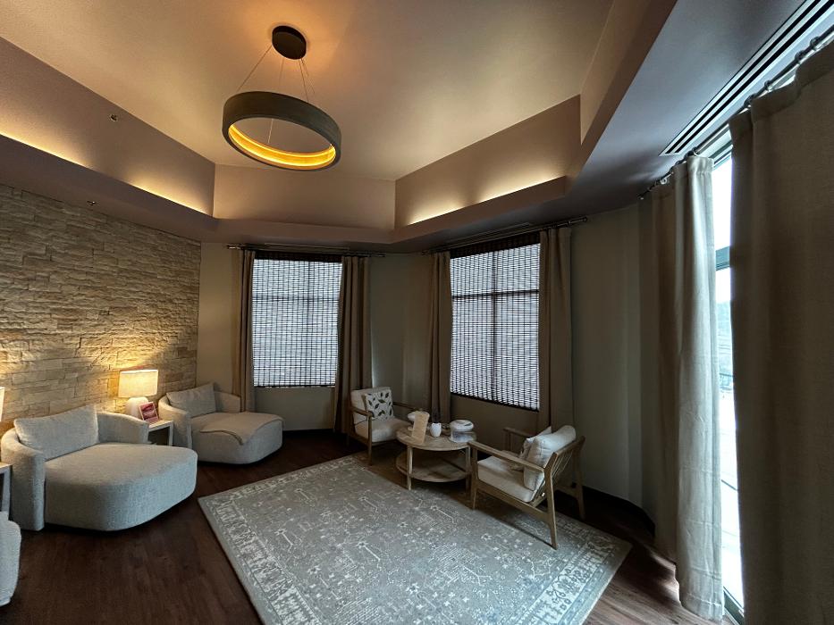 Armand Salon Spa - Kingston, MA