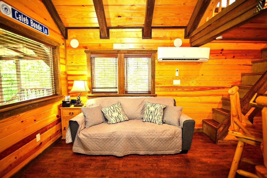 Parker Creek Bend Cabins - Murfreesboro, AR