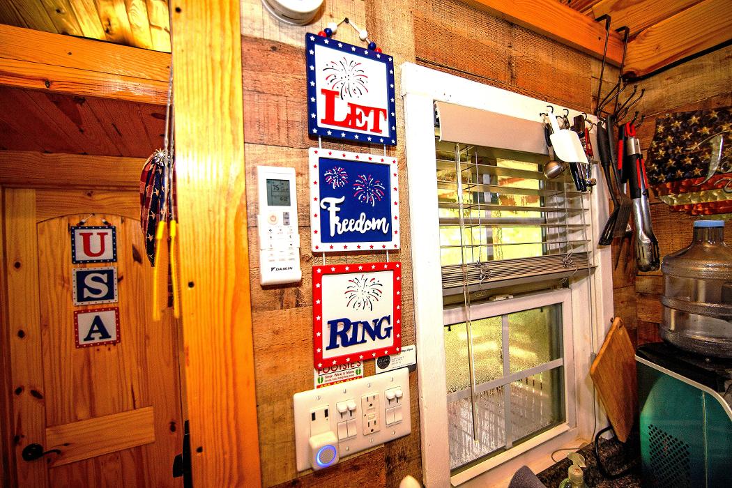 Parker Creek Bend Cabins - Murfreesboro, AR