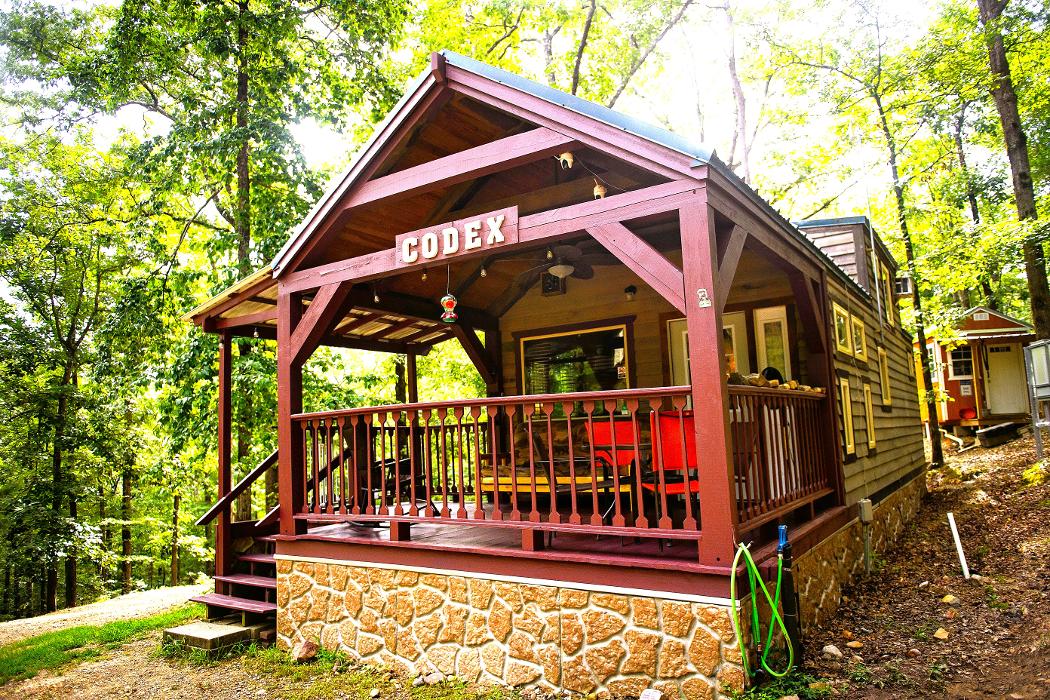 Parker Creek Bend Cabins - Murfreesboro, AR