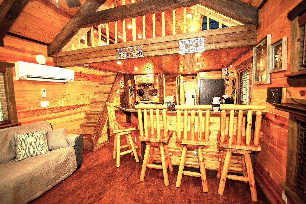 Parker Creek Bend Cabins - Murfreesboro, AR
