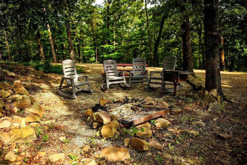Parker Creek Bend Cabins - Murfreesboro, AR