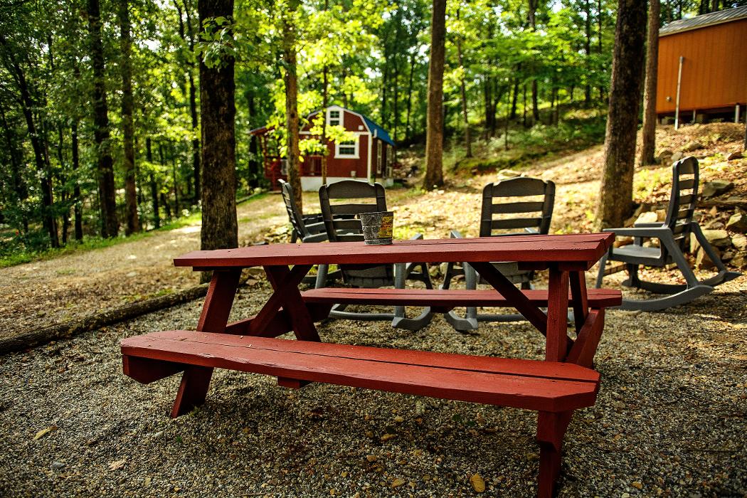 Parker Creek Bend Cabins - Murfreesboro, AR