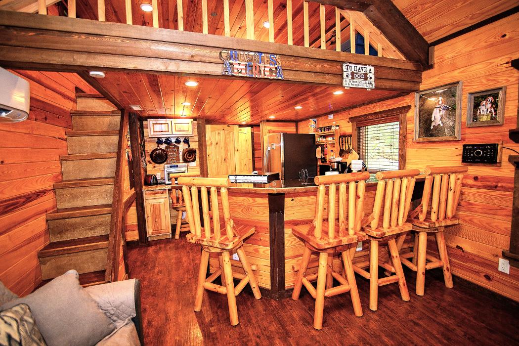 Parker Creek Bend Cabins - Murfreesboro, AR