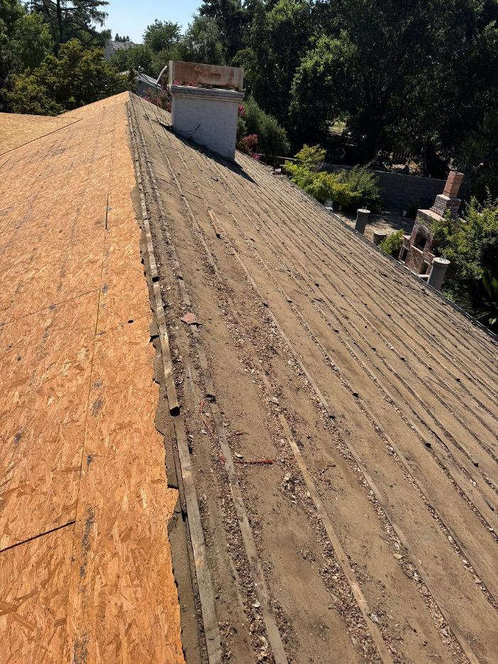 Straight Edge Roofing, Inc Image