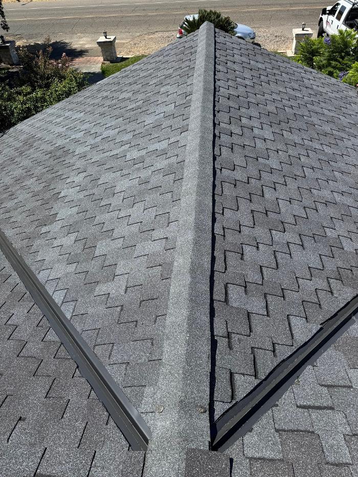 Straight Edge Roofing, Inc Image