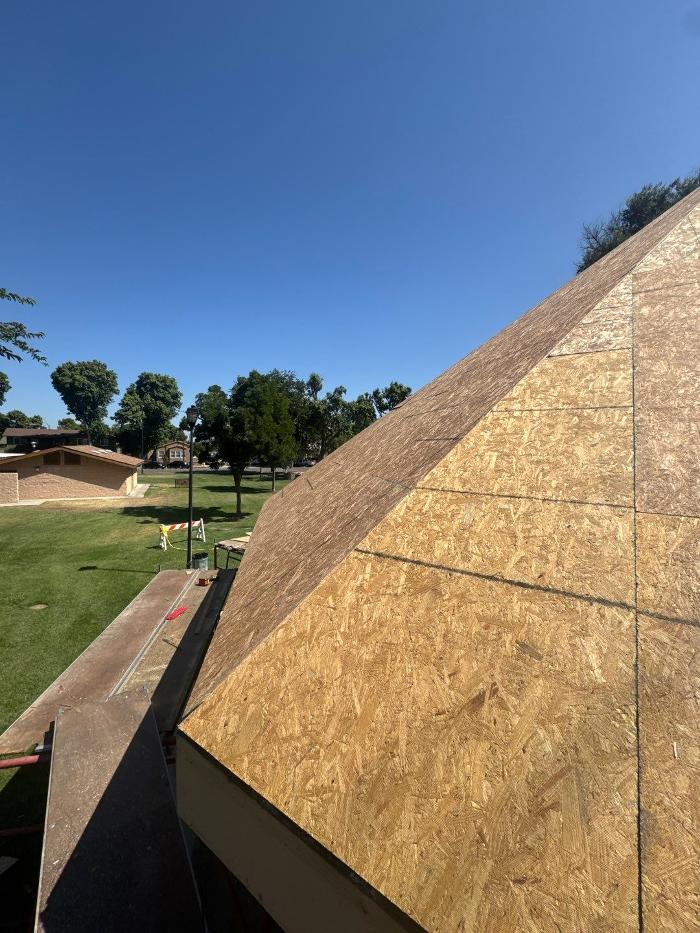 Straight Edge Roofing, Inc Image