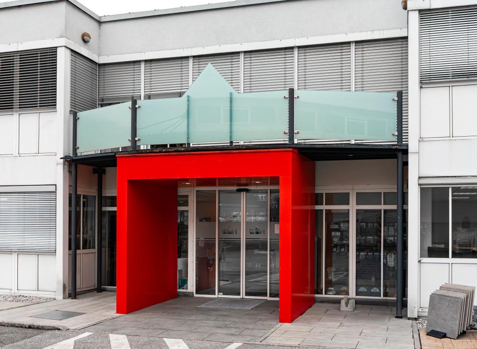 Würth Hochenburger Baustoffe Fritzens, Tonwerkstraße in Fritzens