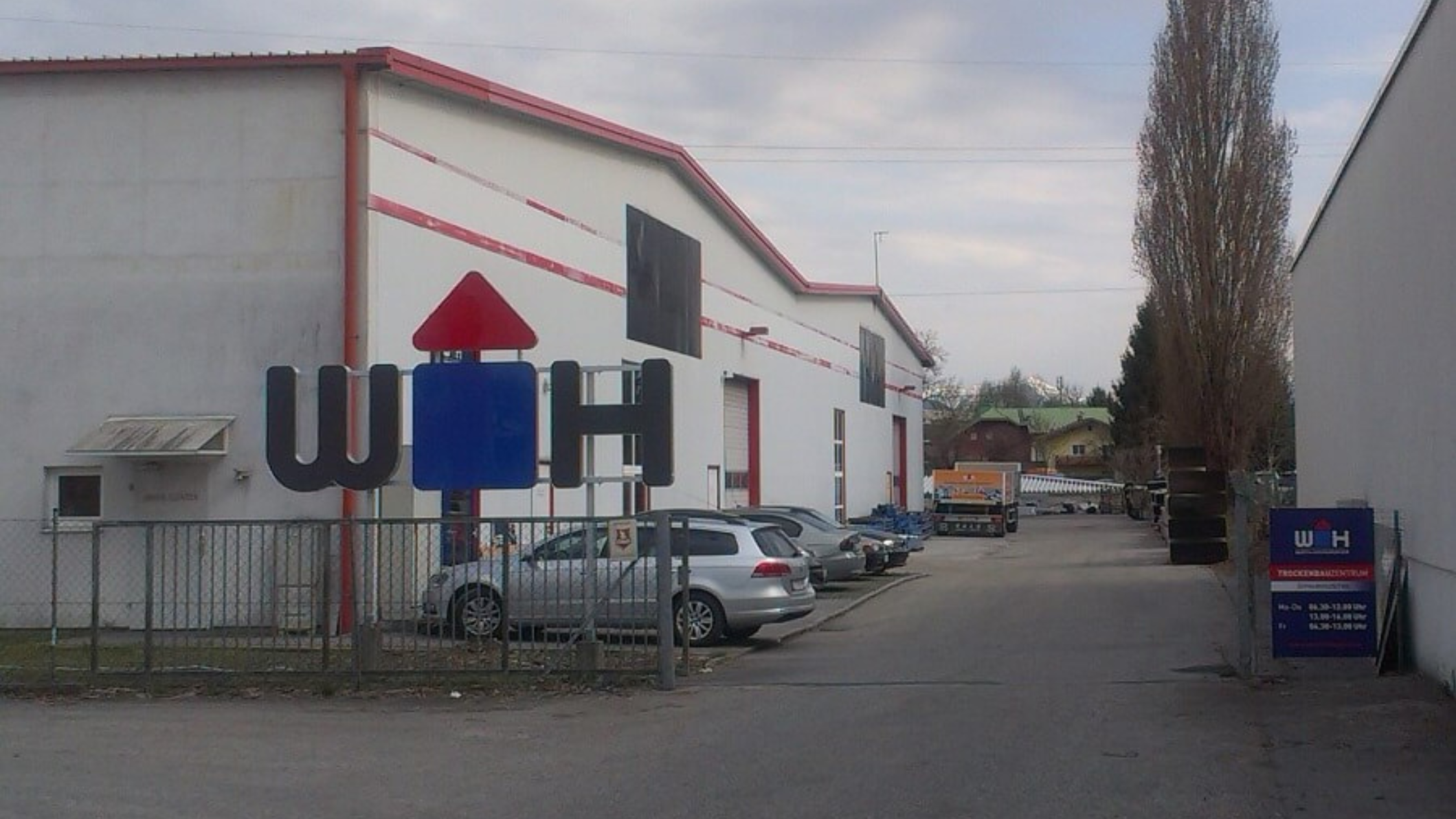 Würth Hochenburger Baustoffe Wals-Siezenheim, Bayernstraße in Siezenheim