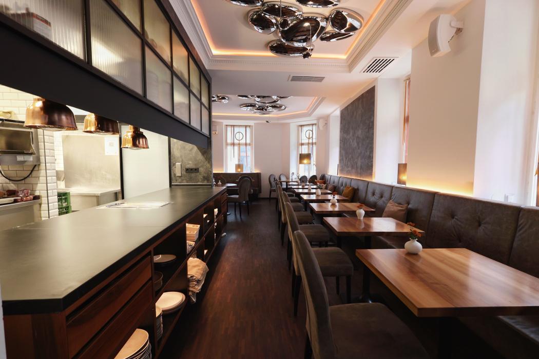 dreizehn by Gauster, Franziskanerplatz in Graz