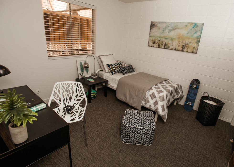 Harrison Heights Apartments - Ogden, UT