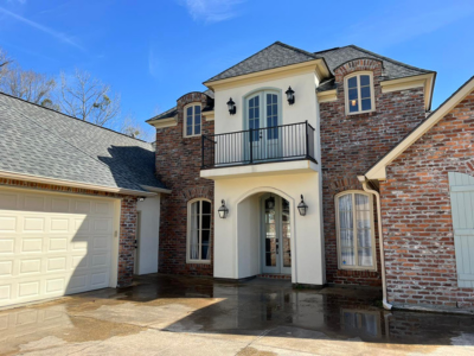 Superior Softwash Solutions - Walker, LA