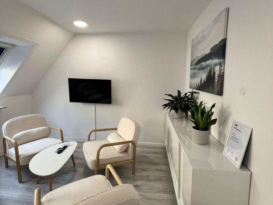 ERGO Versicherung Simon Dutzi, Schönbergstraße in Gundelfingen