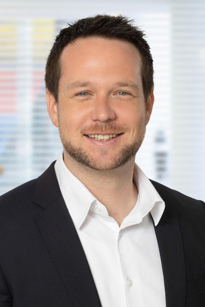 ERGO Versicherung Peter Bambach, Kreuzbergblick in Strahlungen