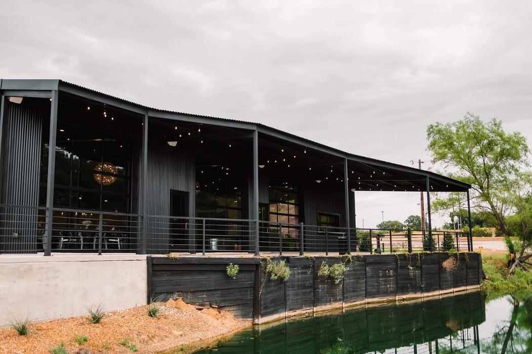 Loco Lake Venue - Sunset, TX