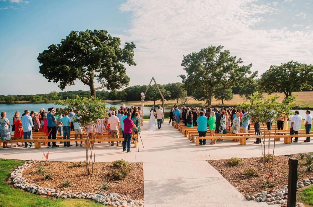 Loco Lake Venue - Sunset, TX