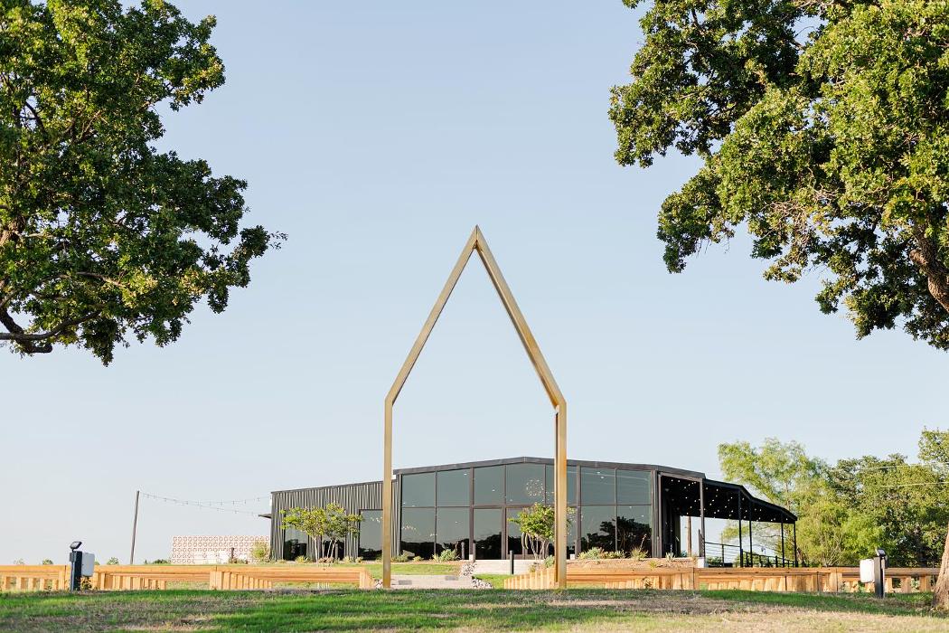 Loco Lake Venue - Sunset, TX