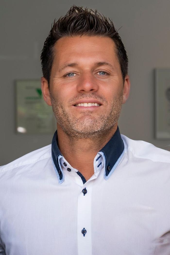 ERGO Versicherung Christopher Hussmann, Bahnhofstraße in Rheinberg