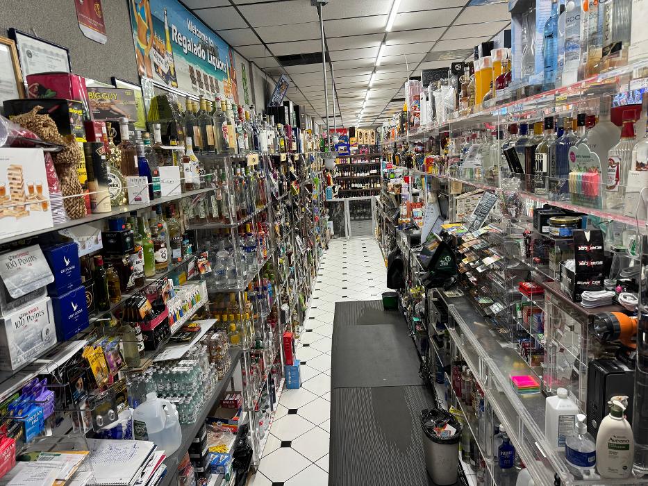 REGALADO LIQUORS - Passaic, NJ