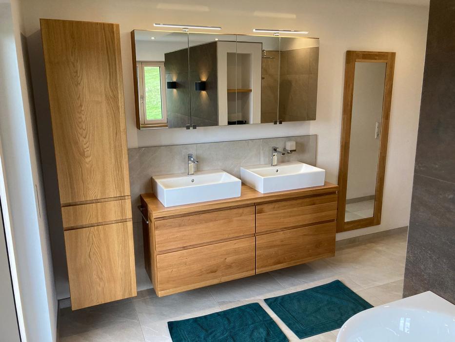 Kraus Michael Schreinerei, Hauptstraße in Achslach