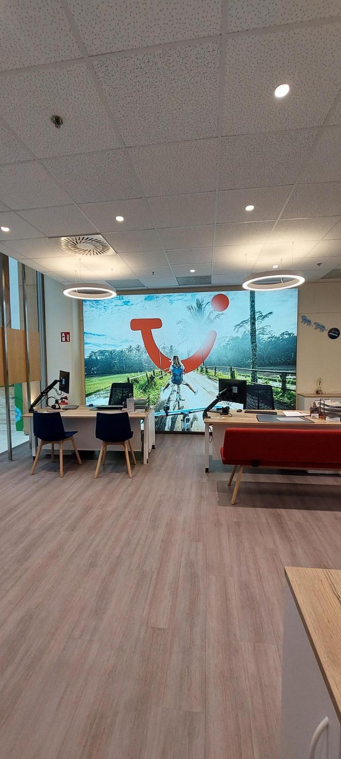 TUI Das Reisebüro (im SCS Multiplex), Südring in Wiener Neudorf