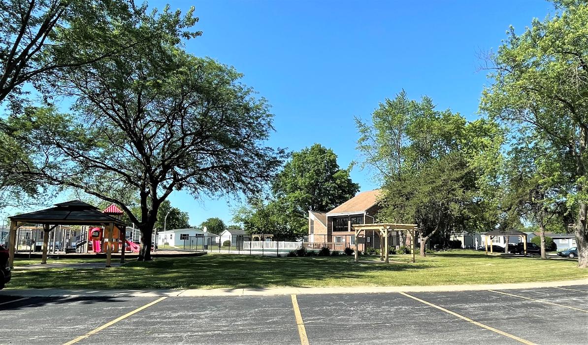 Weatherstone Lakes - Chicago Heights, IL