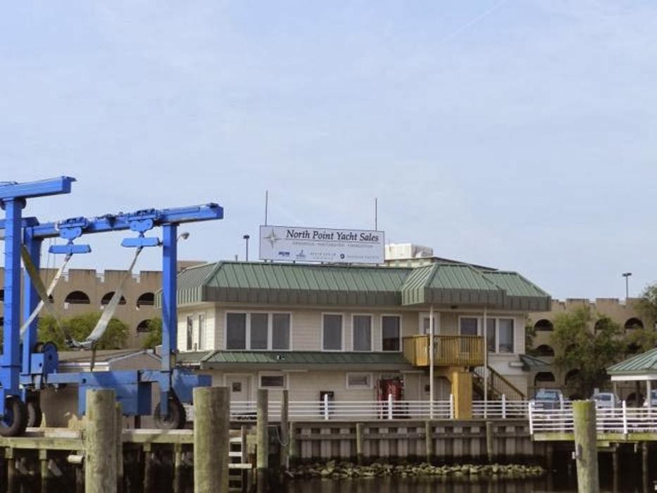North Point Yacht Sales - Gloucester Point, VA