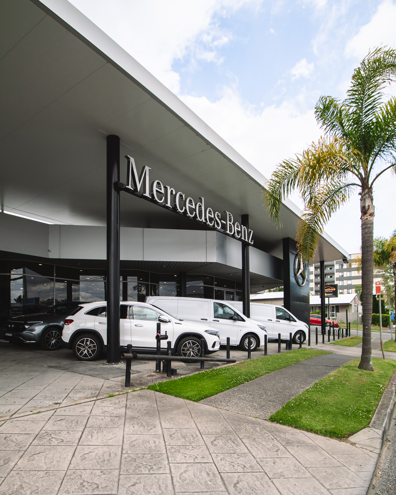 Mercedes-Benz Gosford - North Gosford, NSW 2250 - (02) 4320 0922 | ShowMeLocal.com