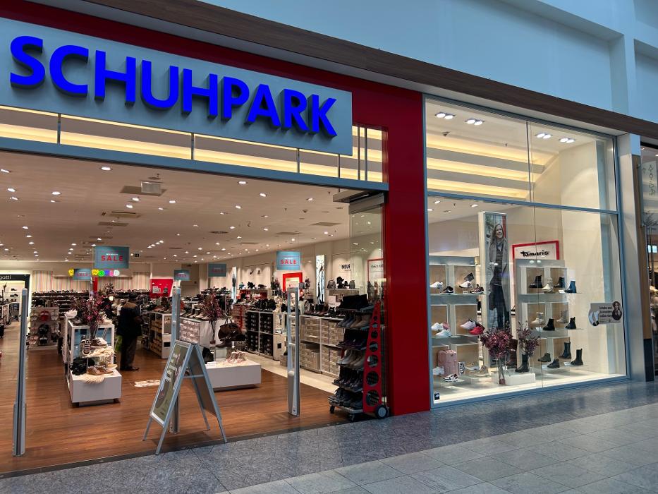 SCHUHPARK, AG-Weser-Straße in Bremen