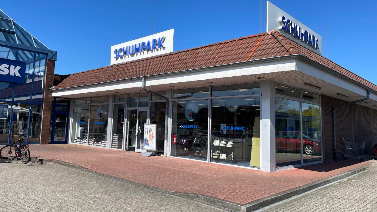 SCHUHPARK, Esenser Straße in Wittmund