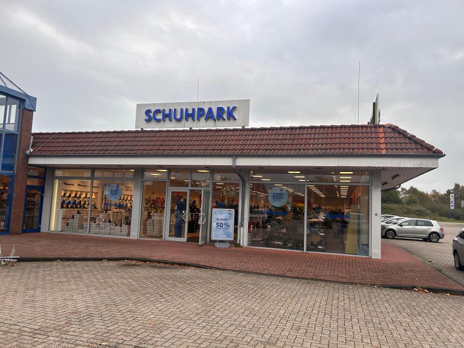 SCHUHPARK, Esenser Straße in Wittmund
