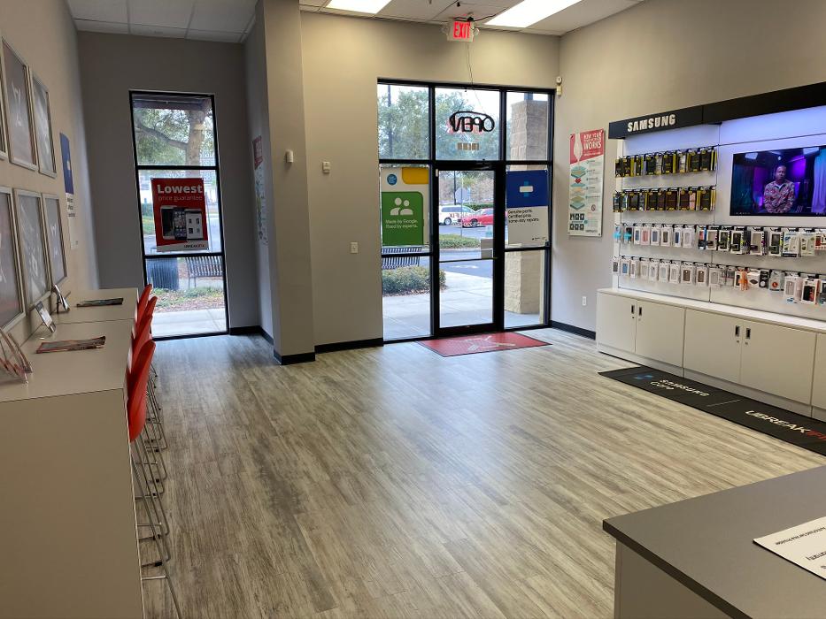 uBreakiFix - Phone and Computer Repair Image