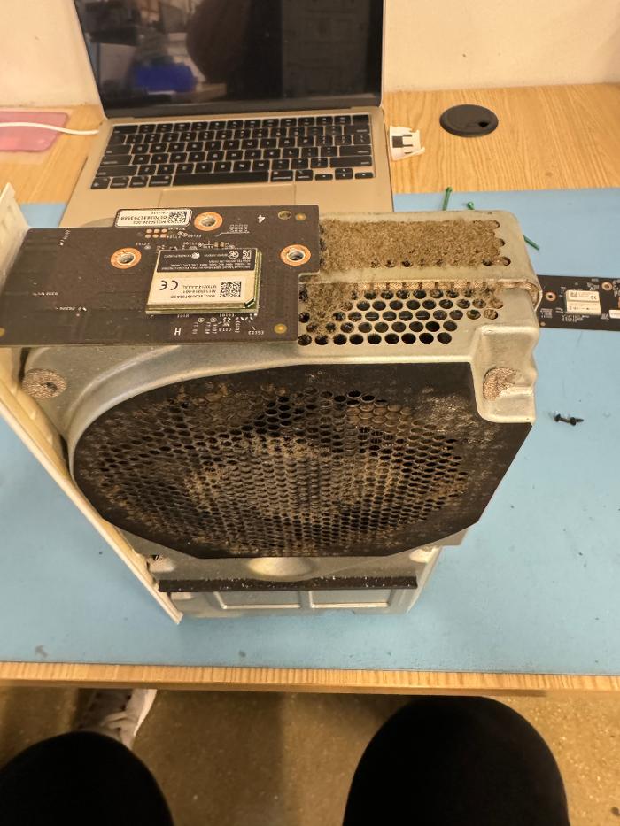 uBreakiFix - Phone and Computer Repair Logo