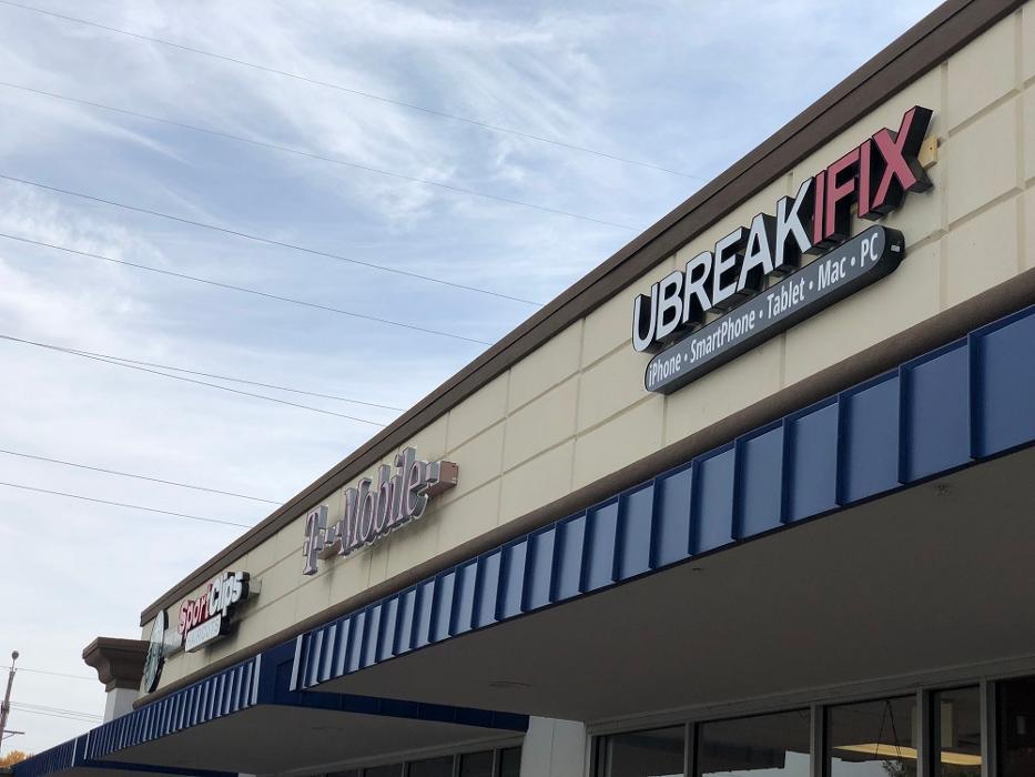 uBreakiFix - Phone and Computer Repair Image