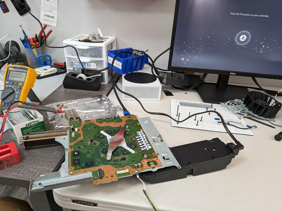 uBreakiFix - Phone and Computer Repair Image