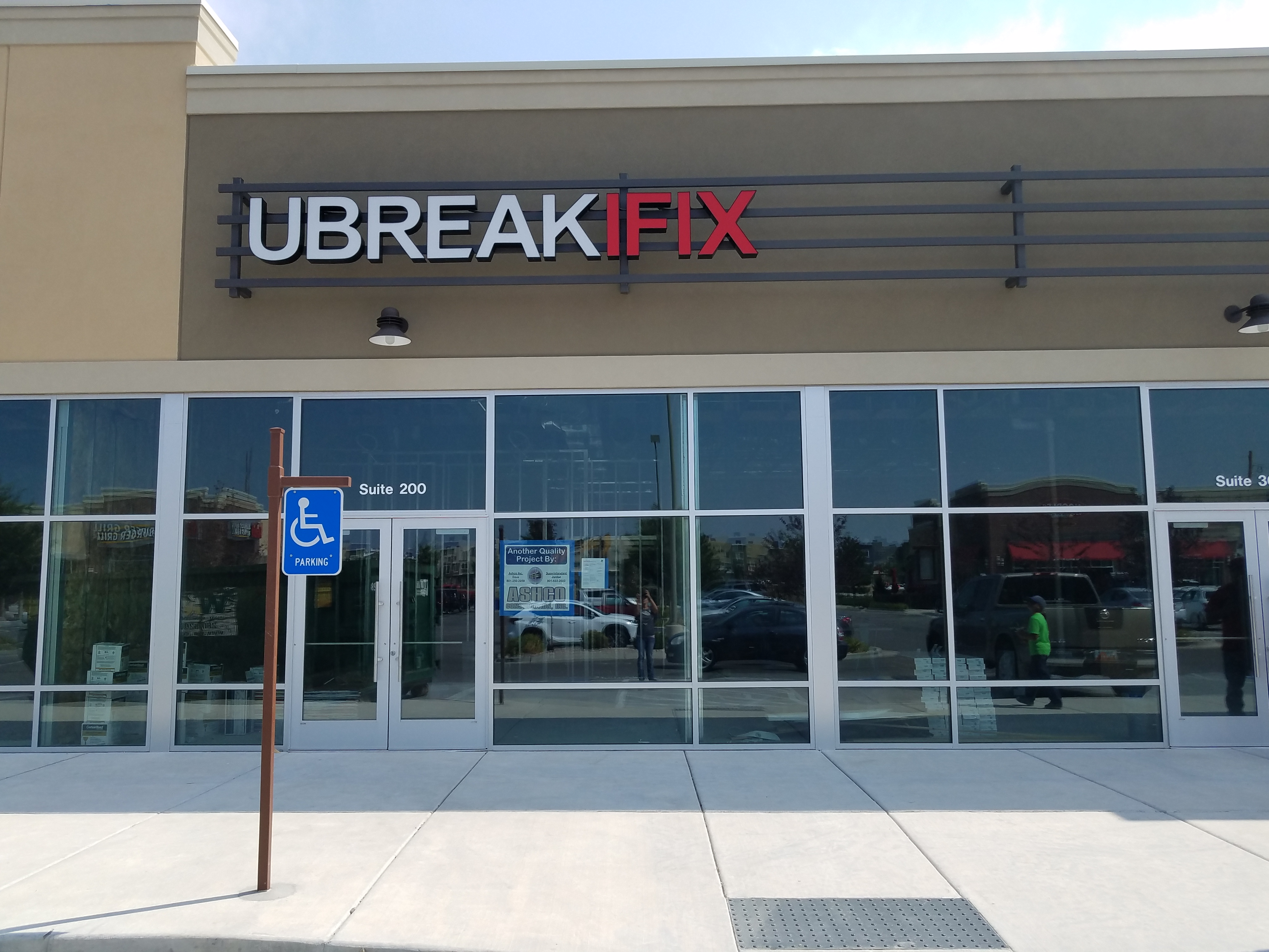 Image 4 | uBreakiFix - Phone and Computer Repair