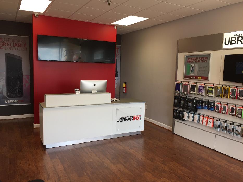 uBreakiFix - Phone and Computer Repair Image