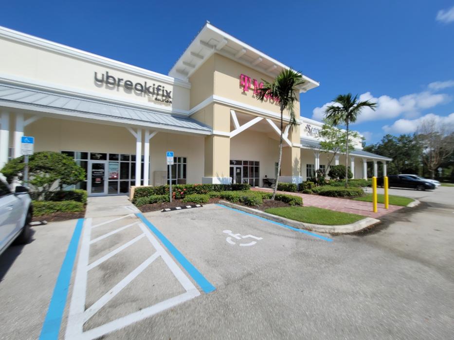 uBreakiFix - Phone and Computer Repair Image