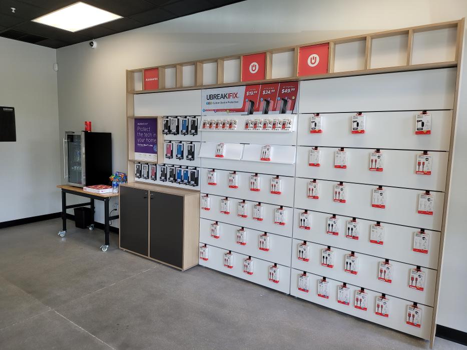 uBreakiFix - Phone and Computer Repair Image