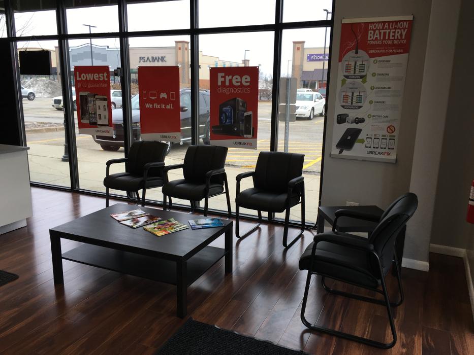 uBreakiFix - Phone and Computer Repair - Algonquin, IL