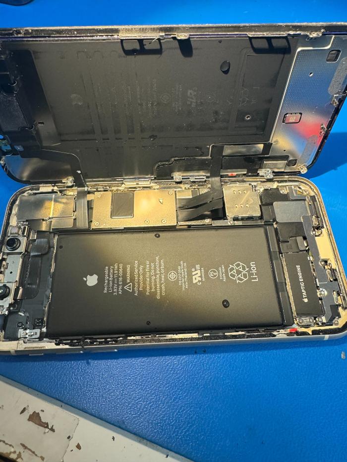 uBreakiFix - Phone and Computer Repair Image